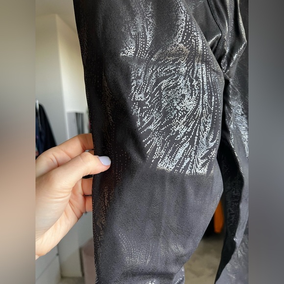 Lululemon Wunder Under High-Rise Tight - 28" inseam - size 8 - Picture 6 of 7